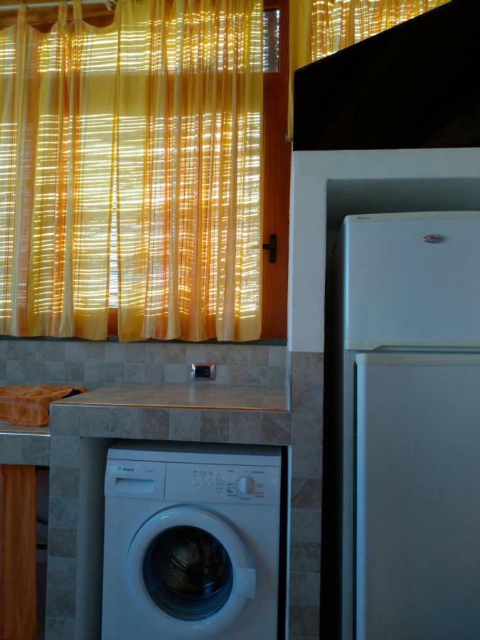 L' Appartamentino Лени Экстерьер фото
